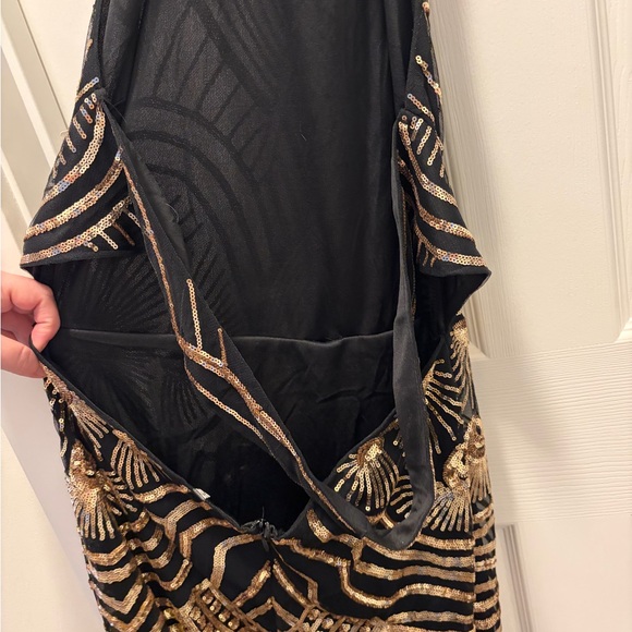 Glamorous Black and Gold Backless Dress - Picture 4 of 5